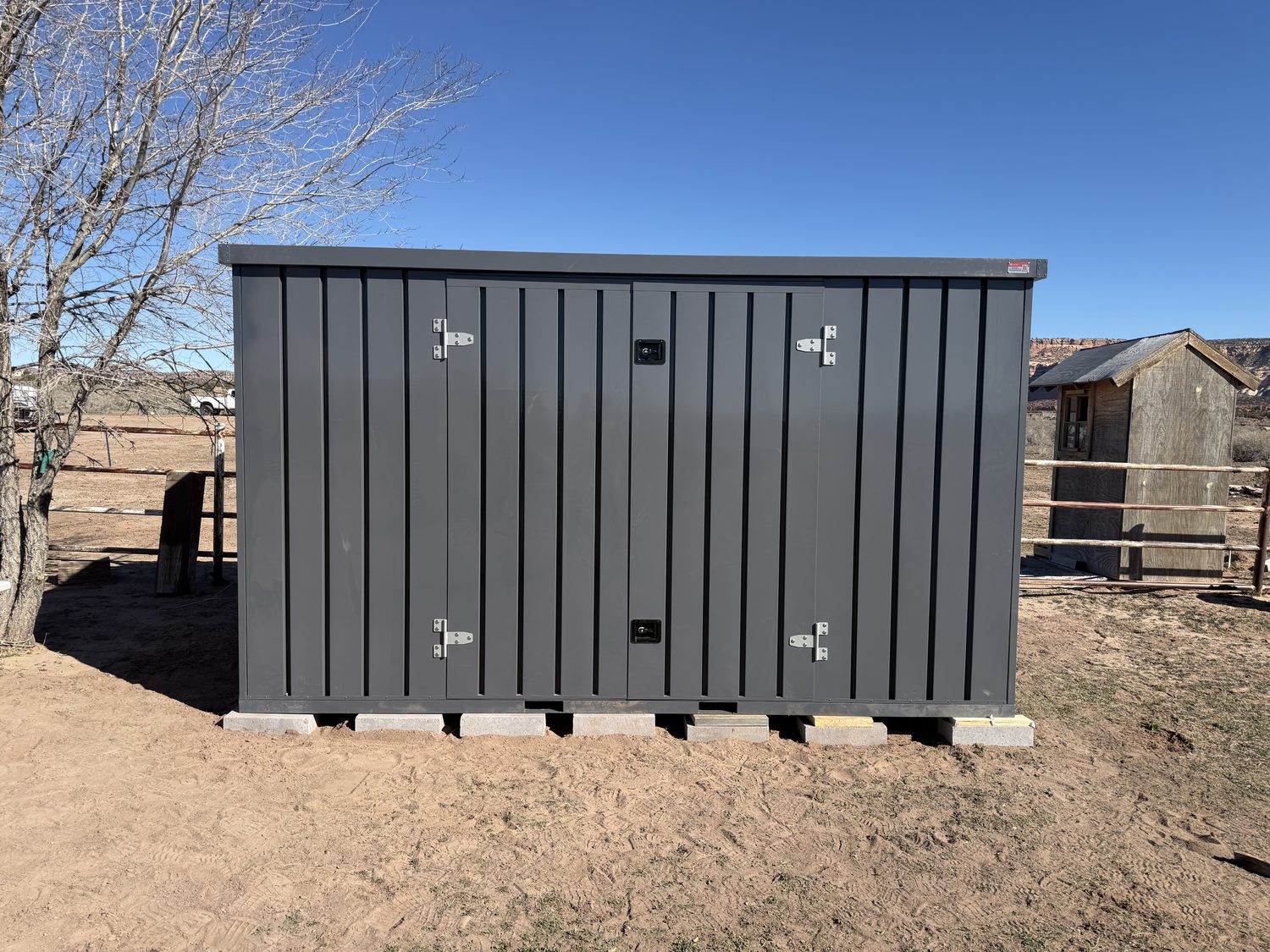 Charcoal My Yard Vault 4 Corners on a high-desert ranch